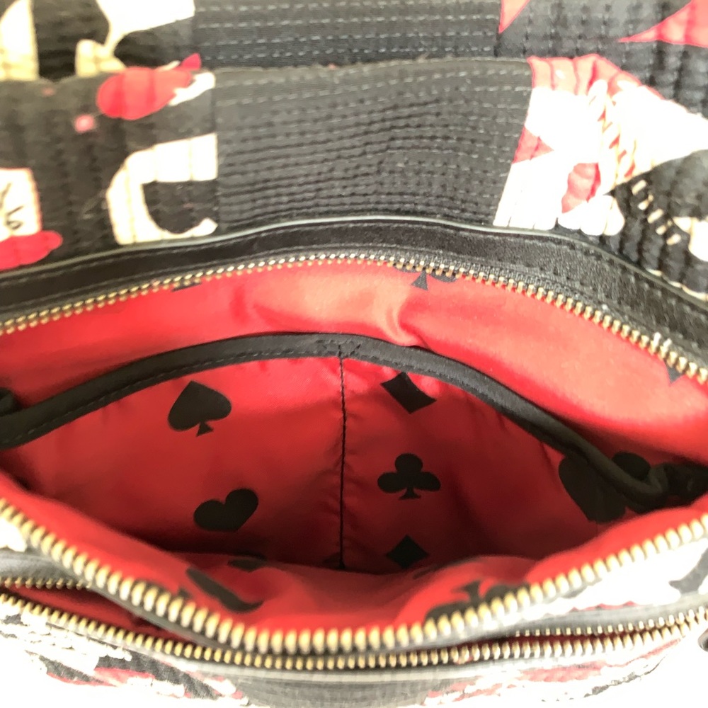 Vera Bradley Alice in Wonderland Painting the Roses Red crossbody purse bag tote - Picture 4 of 8